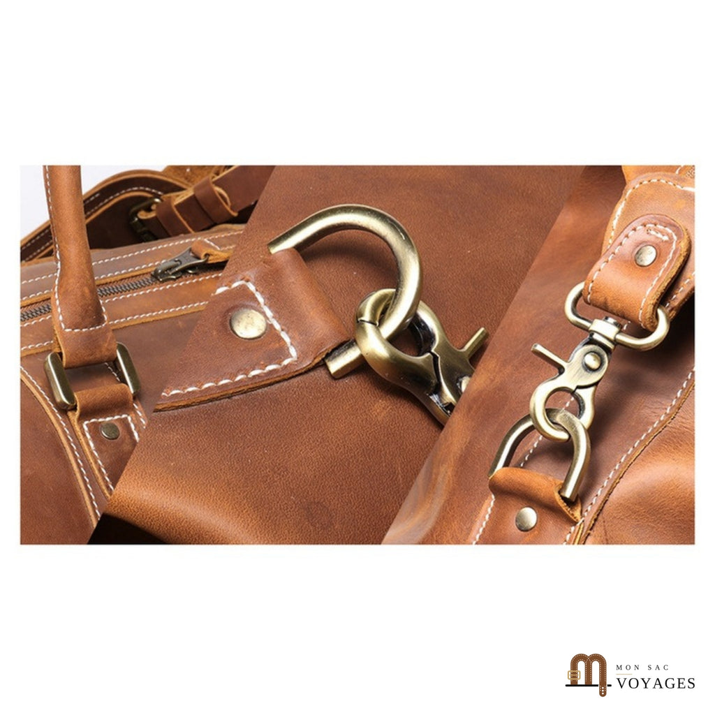 Anses, boucles et mousquetons en métal du sac de voyage cuir Routard