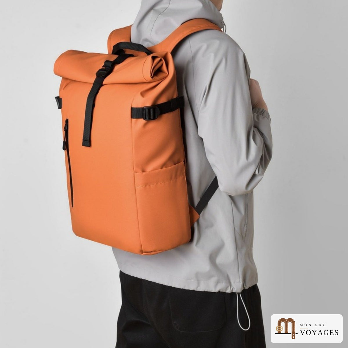 Sac à dos Citadin orange porté au dos