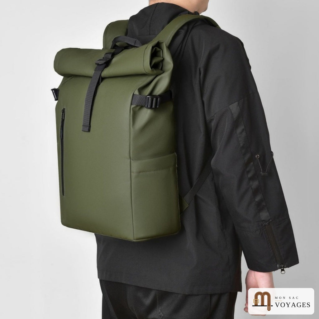 Sac à dos Citadin vert kaki porté au dos