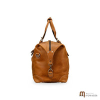 Profil du sac week-end cuir camel avec mousqueton