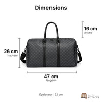 Dimensions du sac de voyage Dandy : 47 cm de large, 26 cm de haut, 22 cm d'épaisseur, anses de 16 cm