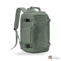 Sac à dos de voyage Odyssée vert militaire vu de face sur fond blanc