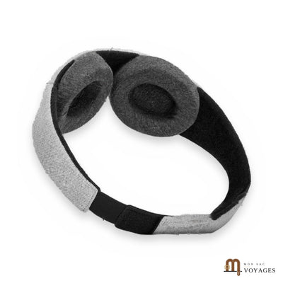 Masque de sommeil 3D Nocturne gris avec ses coques profondes et son bandeau velcro, sur fond blanc