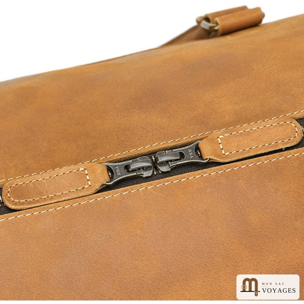 Double zip YKK sur le dessus du sac week-end cuir homme